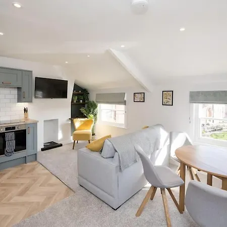 The Lettered Board * 皮克林