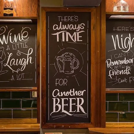 Holiday home The Lettered Board *