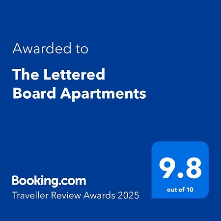 Holiday home The Lettered Board *