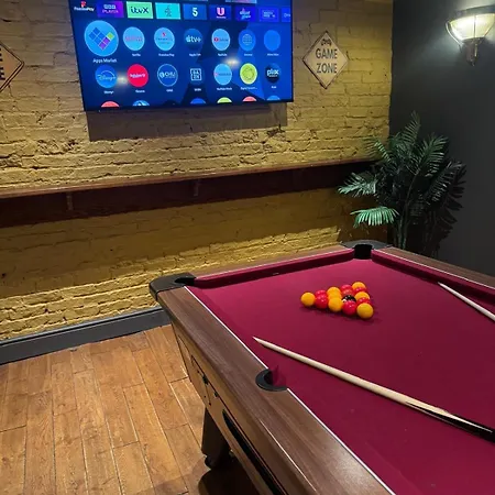 度假居 The Lettered Board *