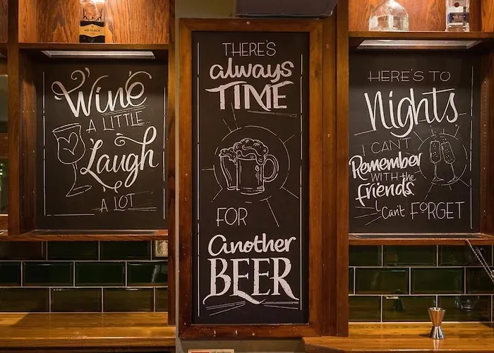 Feriehus The Lettered Board *